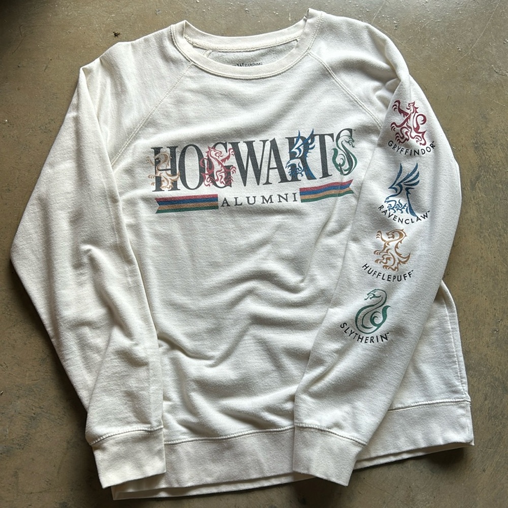 Hogwarts Alumni Crewneck
